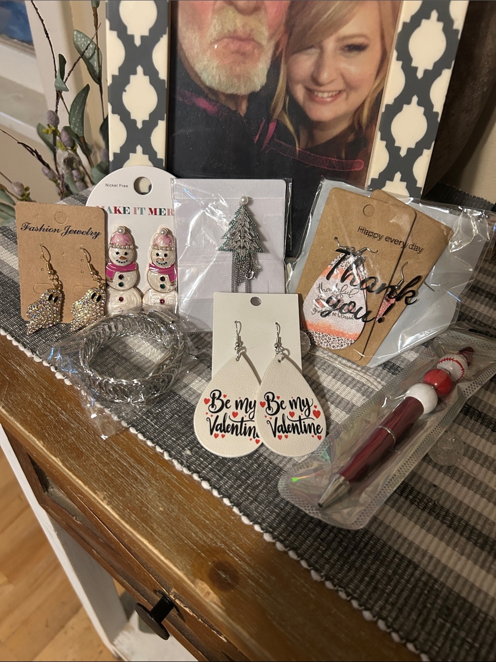 Random jewelry bundle